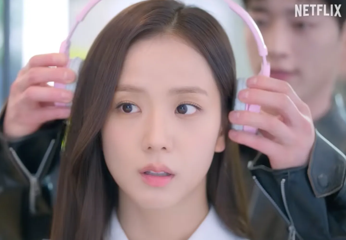 지수, ‘월간남친’에서 ‘완벽한 남자’를 찾아 나선다