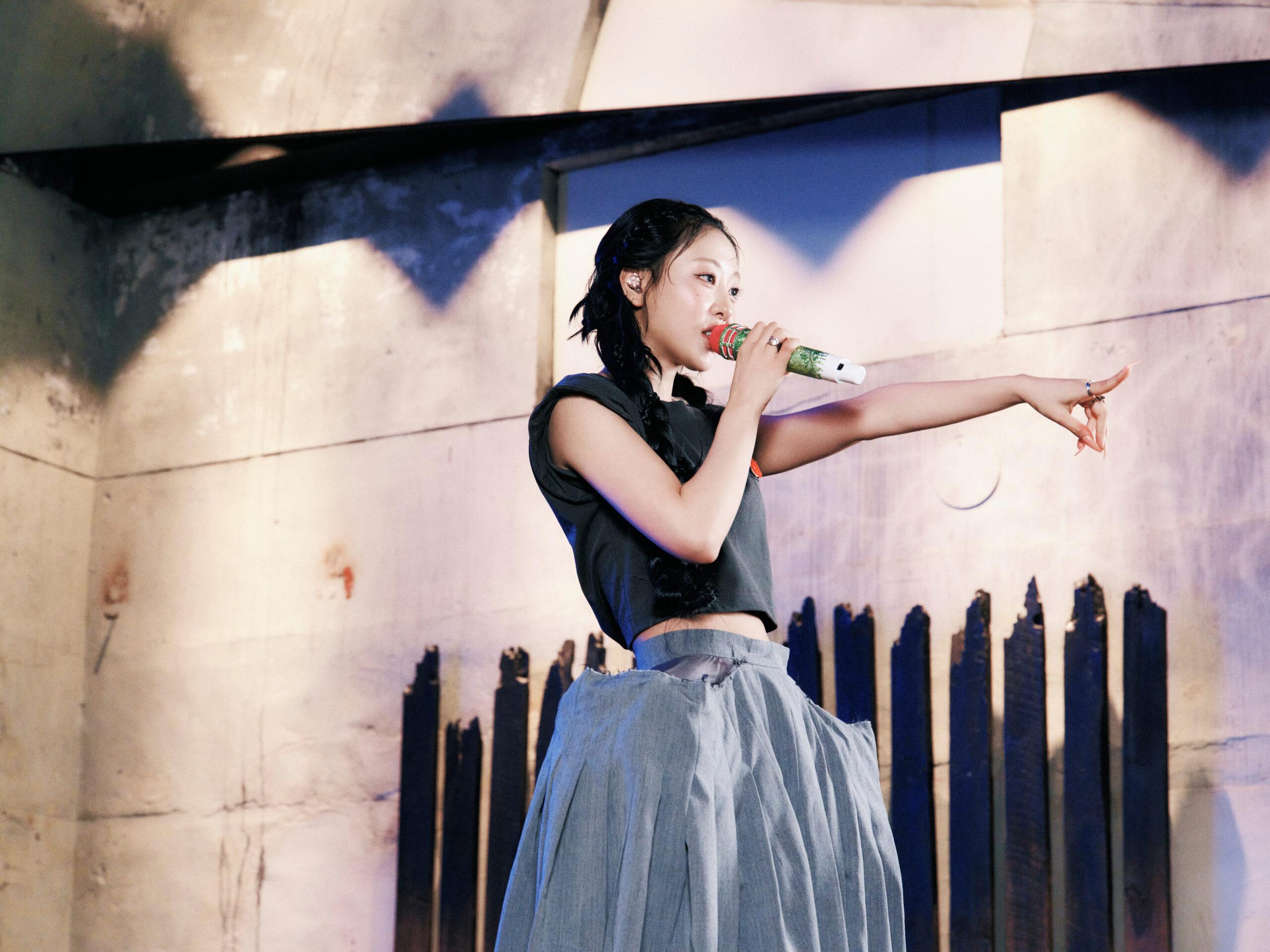 뜨거운 열기 속에 진행된 이브의 ‘Billboard on You’  리스닝 파티