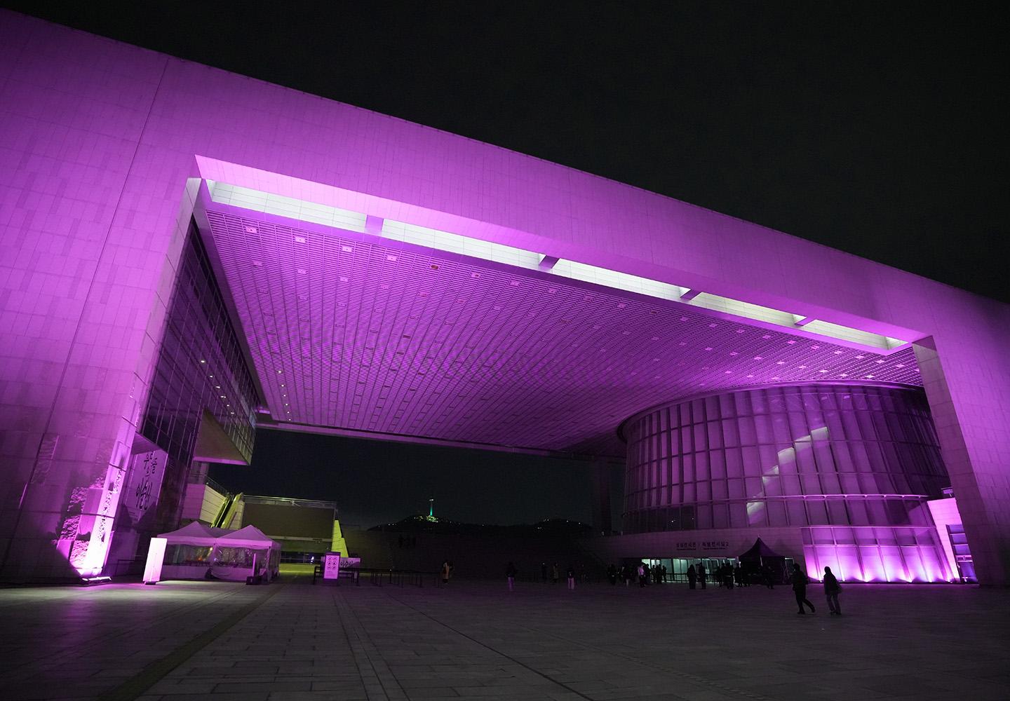 블랙핑크, 5000년 역사에 스며들다